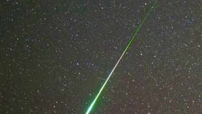 ظهور متكرر لـ شهب الدبيات في سماء عدد من المحافظات | بث مباشر