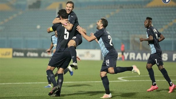 لاعبو بيراميدز