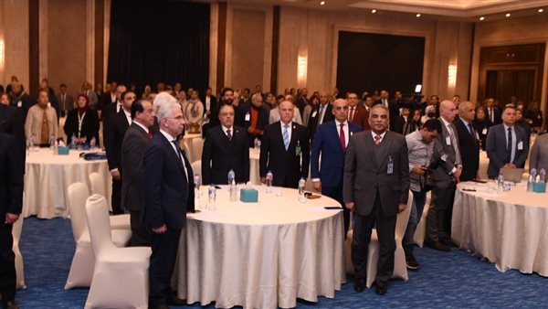 رئيس جامعة طنطا يفتتح