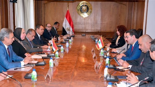 جلسة مباحثات