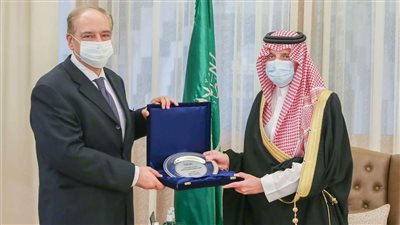 أمير المنطقة الشرقية: المصريون من أكثر الجاليات عملًا والتزامًا بالقوانين السعودية