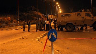 تواصل عدوان الاحتلال الإسرائيلي على المدن الفلسطينية.. ومواجهات عنيفة مع السكان بنابلس وإصابة نحو 30 فلسطينيًا