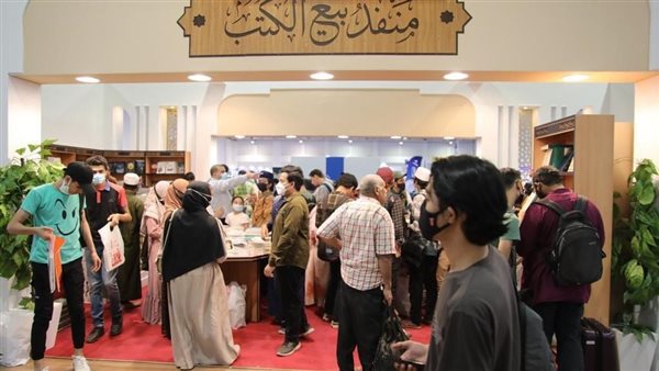 جانب من المعارض 