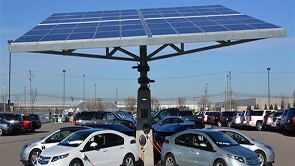 شحن السيارات الكهربائية