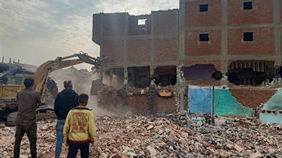 نقل 3787 أسرة من عزبة أبو قرن إلى مدينة معًا بـ السلام 