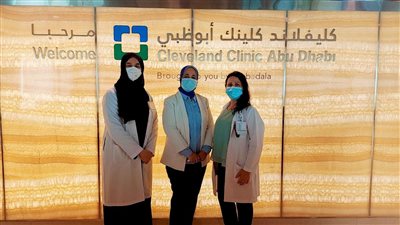 القوى العاملة تتابع أحوال المصريين المرضى في أبوظبي
