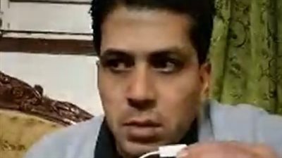 سيدة تحرم طليقها من رؤية أطفاله والأب يستغيث: مبتخلنيش أشوف أولادي| فيديو