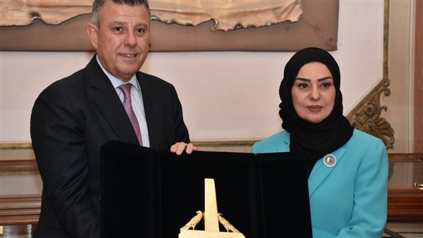 رئيس جامعة عين شمس