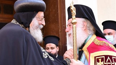 البابا تواضروس الثاني يهنئ بطريرك الروم الأرثوذكس بعيد الميلاد