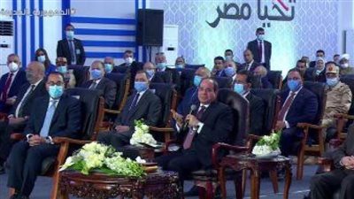 الرئيس السيسي: مفيش مخالفات بناء على المحاور الجديدة ودي مسئولية الجيش والشرطة | بث مباشر