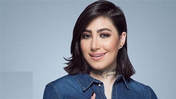  الفنانة بوسي