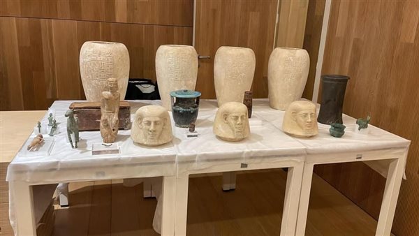  القطع الأثرية المستردة