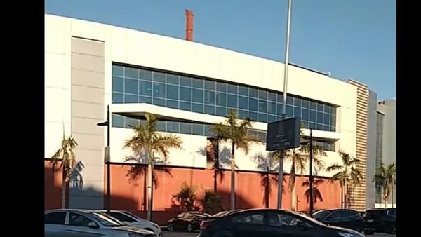 انتحار موظف داخل