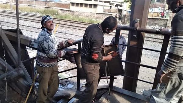 غلق منافذ الموت بسوهاج