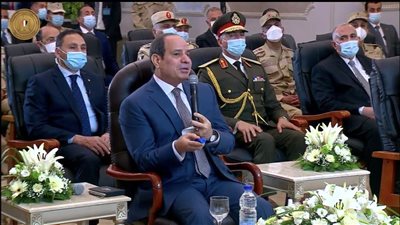 السيسي يتفقد مجمع بنبان للطاقة الشمسية بمحافظة أسوان اليوم