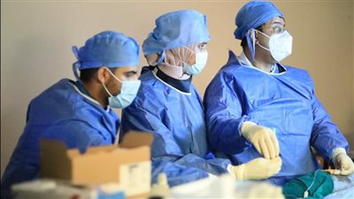 الرعاية الصحية: استئصال غضروف عنقي وتثبيت قطنية لشخصين بـ600 جنيه فقط