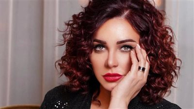 لازم نخرج من الأفق الضيق.. سولاف فواخرجي تدعم الجرأة الفكرية في الفن