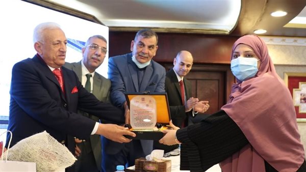 زيارة وفد اماراتي