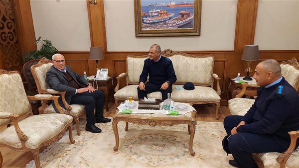 محافظ بورسعيد وقائد