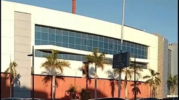 انتحار موظف داخل