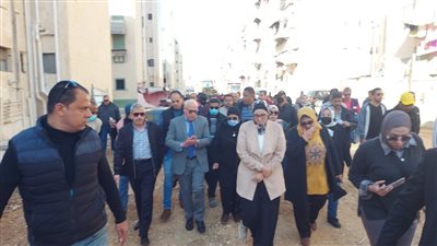 محافظ بورسعيد يتابع أعمال تطوير منطقة فاطمة الزهراء | صور 