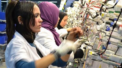 الوزراء: تراجع معدل البطالة بين النساء.. و28% يتولين مناصب عامة