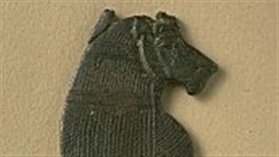  تتكون من عدة خيوط خرزية.. تعرف على المنات في مصر القديمة 