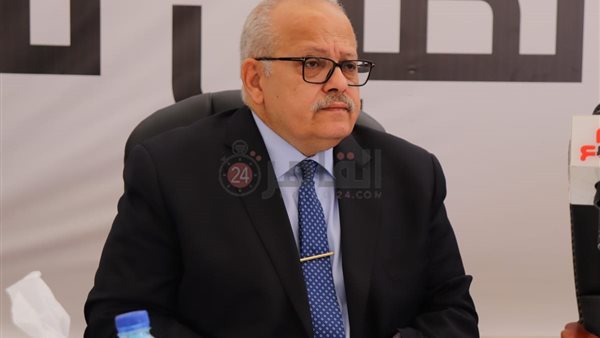 رئيس جامعة القاهرة