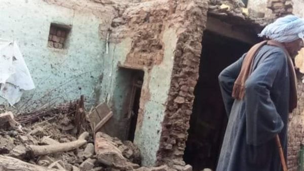 انهيار منزل