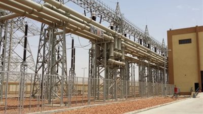 المصرية لنقل الكهرباء: مجمع بنبان يوفر أكثر من 10 آلاف فرصة عمل
