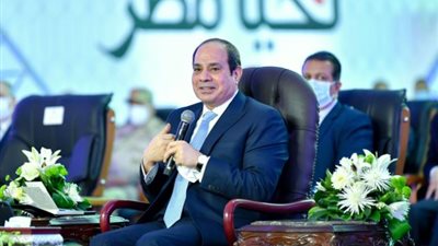 بث مباشر| الرئيس السيسي يصل إلى مصنع اليوريا ونترات الأمونيا في منطقة كيما بأسوان