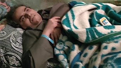 مسنة تستغيث لعلاج ابنها: بقاله 30 سنة بيعاني من شلل الأعصاب ونفسي يتعالج | بث مباشر