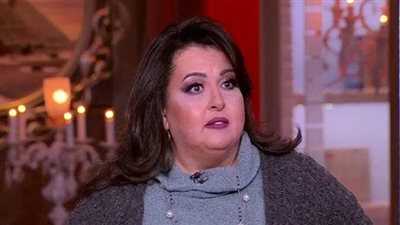 منها انهيار سد النهضة وفوز الأهلي بالدوري.. توقعات بسنت يوسف خبيرة التاروت لعام 2022 | فيديوجراف