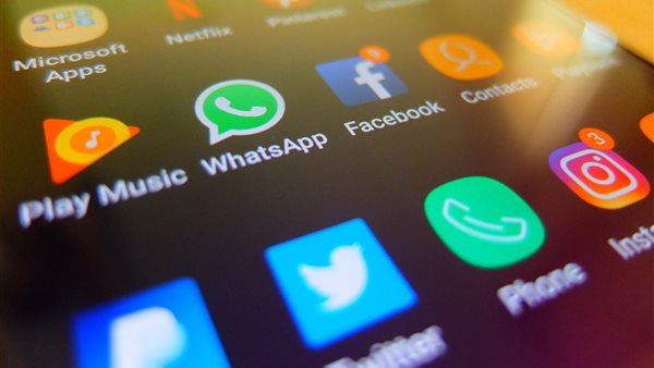 تطبيقات التواصل الاجتماعي