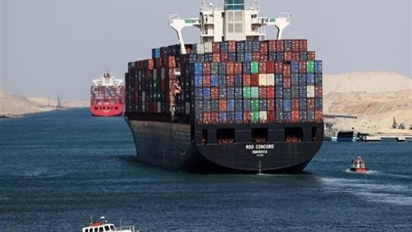 قناة السويس 