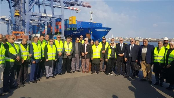 وفد الصالون البحري