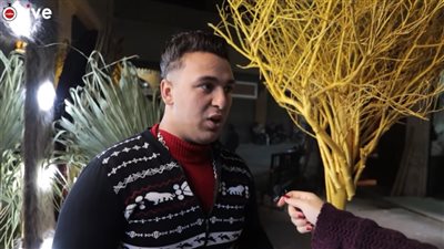 بنحتفل مع أخواتنا.. القاهرة الفاطمية تتزين للاحتفال بالكريسماس| فيديو 