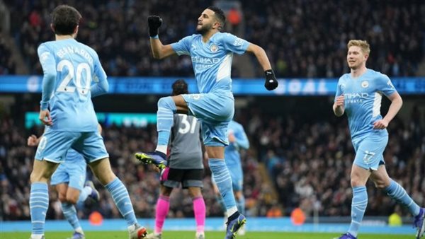 لاعبو فريق مانشستر