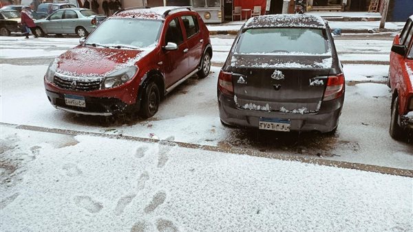 تساقط الثلوج 