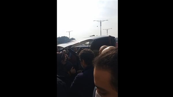 جنازة عزة الإتربي