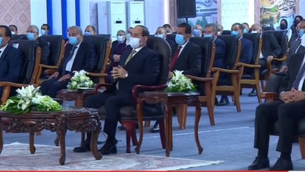 الرئيس يفتتح مشروعات