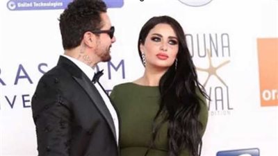 اعتذار وباقة ورود.. هل عادت ندى الكامل لـ أحمد الفيشاوي؟