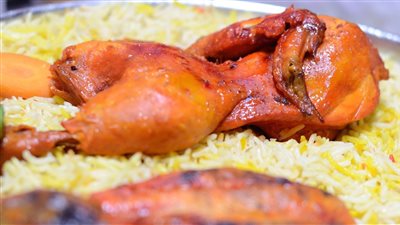 طريقة عمل مندي الفراخ فاطمة أبو حاتي.. رائعة ولذيذة