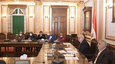 جامعة القاهرة تبدأ إنشاء معمل مرجعي للفيروسات والإنتاج المبدئي للقاحات قبل تصنيعها