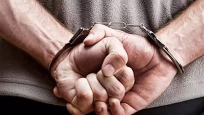 سرقة بالإكراه ومقاومة للسلطات.. ضبط هارب من حكم مؤبد و23 قضية بالمنيا