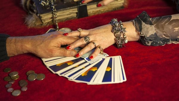 قراءة الطالع