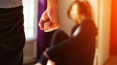 زوجة في دعوى طلاق للضرر: أهلي غصبوني أتجوز ابن عمتي وضربني لحد ماكسرلي ايدي