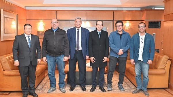 اجتماع رئيس جامعة