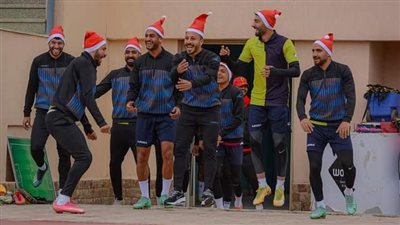 لاعبو بورتو السويس يحتفلون بطريقتهم الخاصة برأس السنة | صور