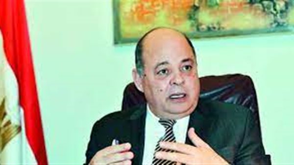 الدكتور صابر عرب